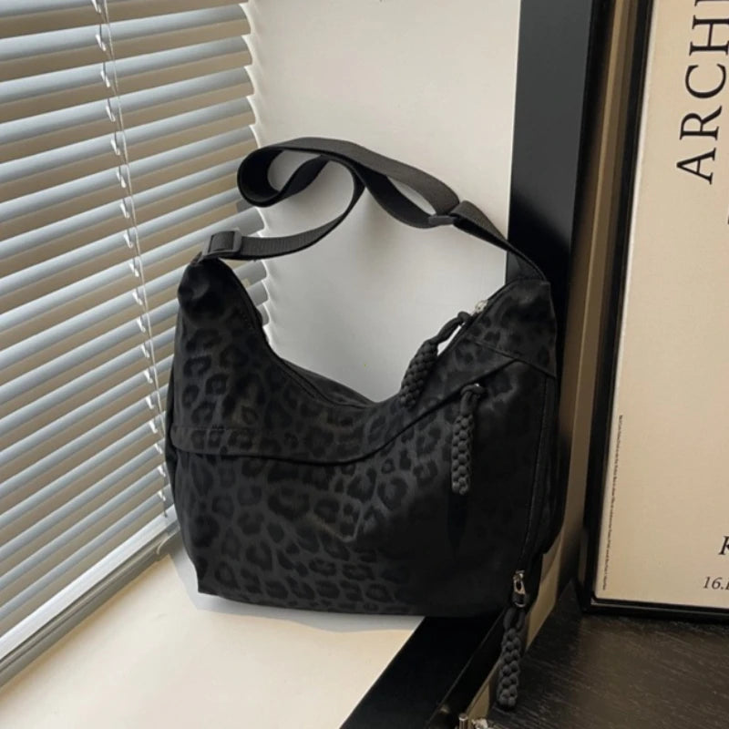 Women's Leopard Print Hobo Crossbody Bag (Large Capacity)